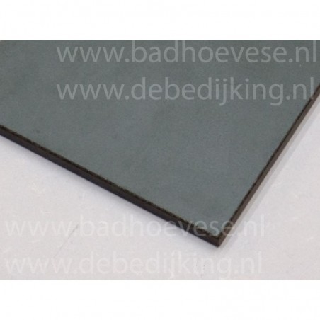 Uni Compact Solid flat plate