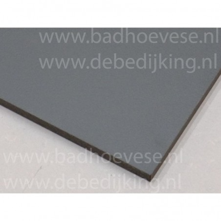 Uni Compact Solid flat plate