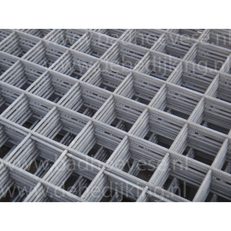 Bouwstaalmat 5 mm.7,5 x 7,5 cm.