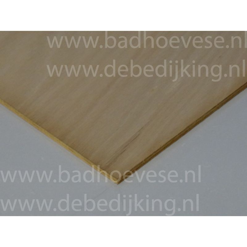 plaat Okoume     122x250  10 mm